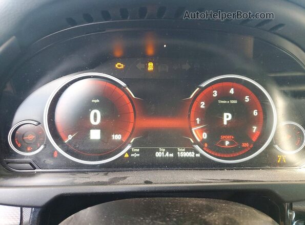 5UXKU0C53J0G80953 2018 BMW X6 White Vista de los asientos traseros
