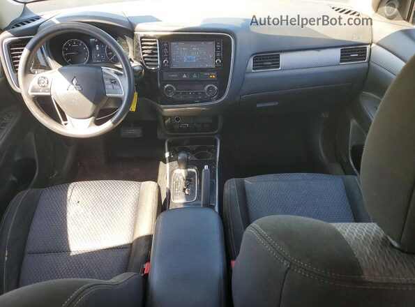 JA4AZ3A30JJ005550 2018 MITSUBISHI OUTLANDER Gray 