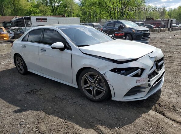 W1K3G4FB6MJ299458 2021 MERCEDES-BENZ A White Widok z przodu