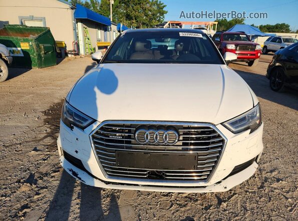 WAUTPBFF8JA062268 2018 AUDI A3 White Հետևի տեսք