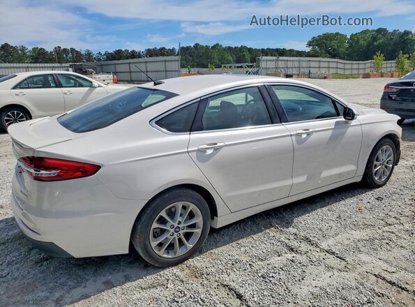 3FA6P0SU7KR101907 2019 FORD FUSION Белый 