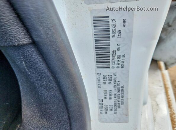 1C3CCCAB1GN112085 2016 CHRYSLER 200 White 