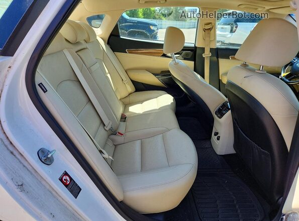 KNALC4J10H5045938 2017 KIA CADENZA White Vista interior trasera