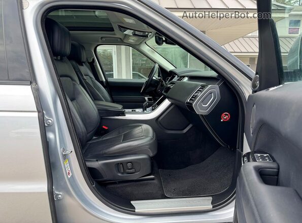 SALWR2RV8JA811916 2018 LAND ROVER RANGE Silver 