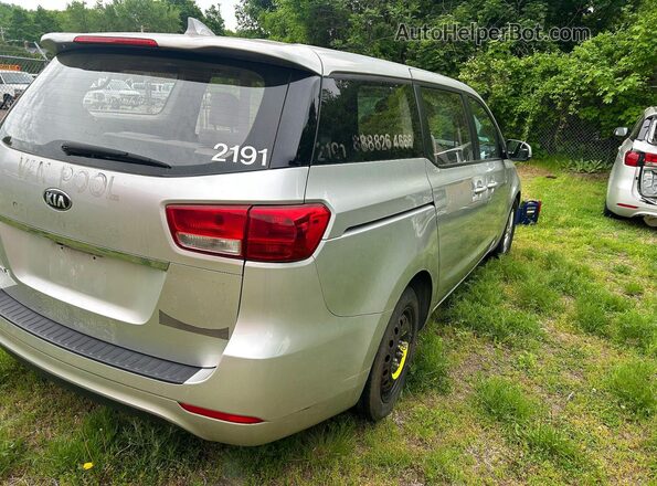 KNDMA5C15G6104796 2016 KIA SEDONA Silver 