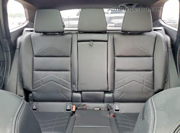 WBX73EF04S5055795 2025 BMW X1 Blue Вид задньої частини салону