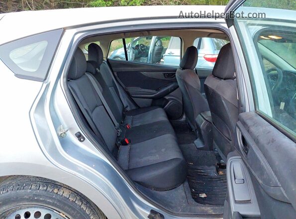 4S3GTAA62H3706900 2017 SUBARU IMPREZA Silver 