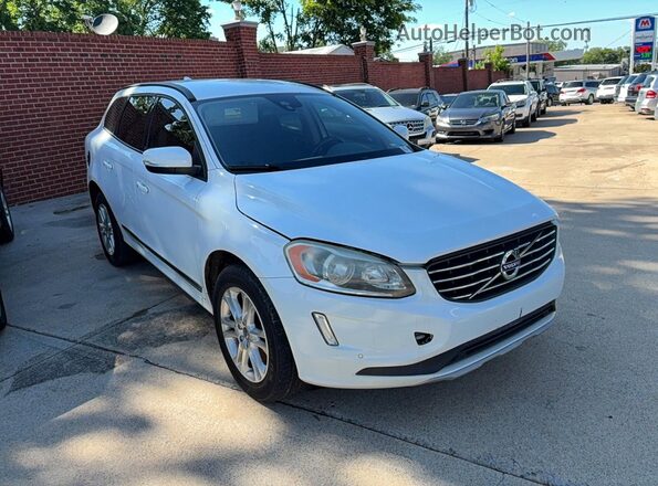 YV440MDJ6G2845538 2016 VOLVO XC60 White 