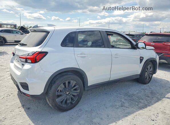 JA4ARUAU8SU004192 2025 MITSUBISHI OUTLANDER Белый 
