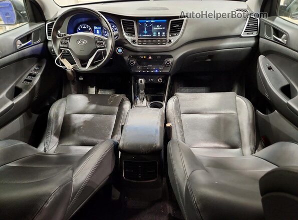KM8J3CA24HU304820 2017 HYUNDAI TUCSON Серый 