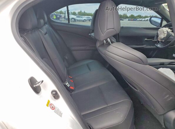 JTHY3JBH1K2006480 2019 LEXUS UX White Widok wnętrza z tyłu