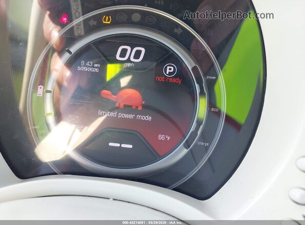 3C3CFFGE7GT211018 2016 FIAT 500E Silver Widok tylnych siedzeń