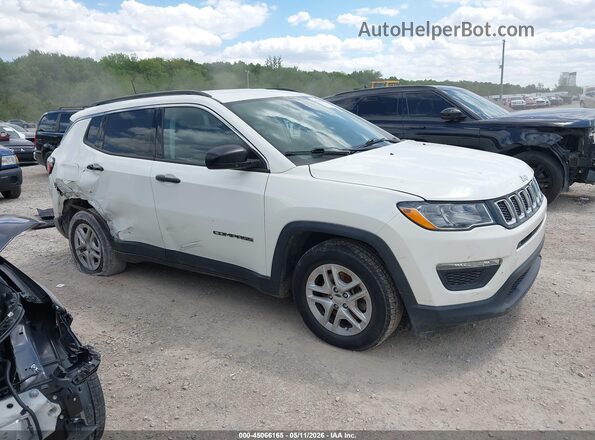 3C4NJCAB2LT124864 2020 JEEP COMPASS White Rear interior view