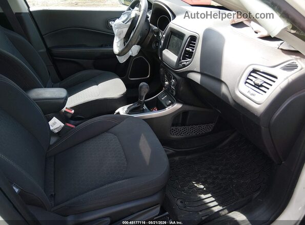 3C4NJCAB3KT677330 2019 JEEP COMPASS White 
