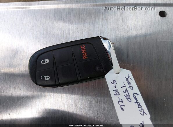 3C4NJCAB3KT677330 2019 JEEP COMPASS White 