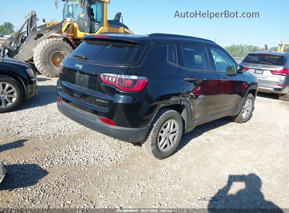 3C4NJCAB8JT133582 2018 JEEP COMPASS Black Задня права чверть