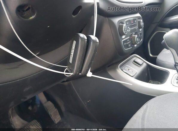 3C4NJCAB8KT726425 2019 JEEP COMPASS White 
