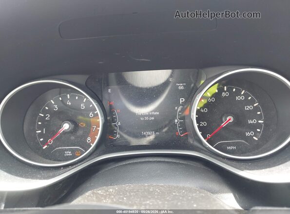 3C4NJCAB9JT133669 2018 JEEP COMPASS White Вид задніх сидінь