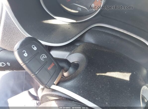 3C4NJCBB0JT137673 2018 JEEP COMPASS Blue Widok deski rozdzielczej