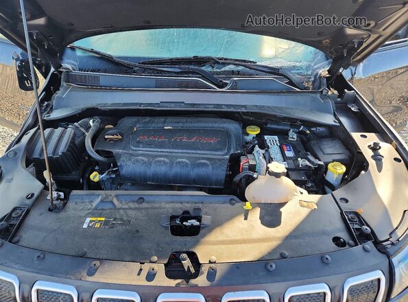 3C4NJCBB0NT155774 2022 JEEP COMPASS Gray Widok komory silnika