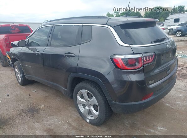 3C4NJCBB1JT462364 2018 JEEP COMPASS Черный Вид задней части салона