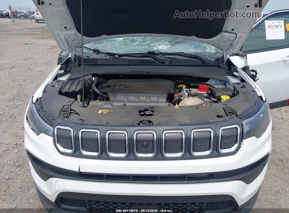 3C4NJCBB1NT238212 2022 JEEP COMPASS White Вид ззаду