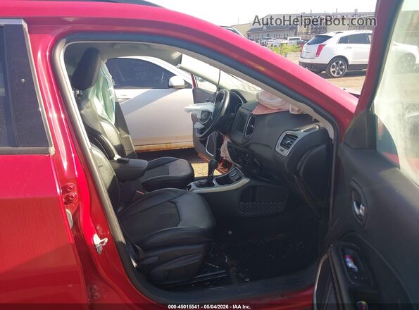 3C4NJCBB3KT636226 2019 JEEP COMPASS Красный 