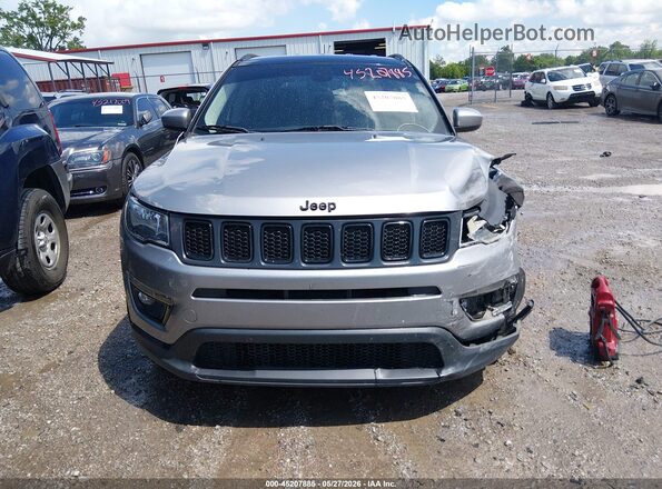 3C4NJCBB4KT658705 2019 JEEP COMPASS Silver ხელსაწყოთა პანელის ხედი