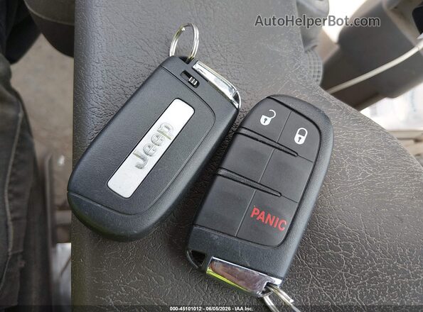 3C4NJCBB5KT820051 2019 JEEP COMPASS White წინა პანელის ხედი