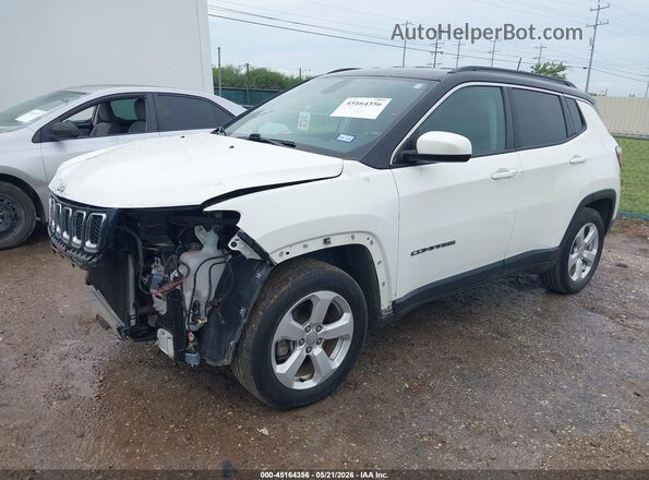 3C4NJCBB6JT327686 2018 JEEP COMPASS White Front left