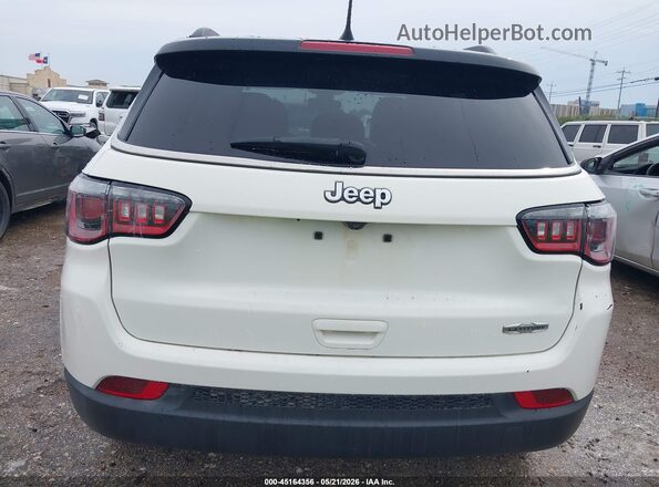 3C4NJCBB6JT327686 2018 JEEP COMPASS White 