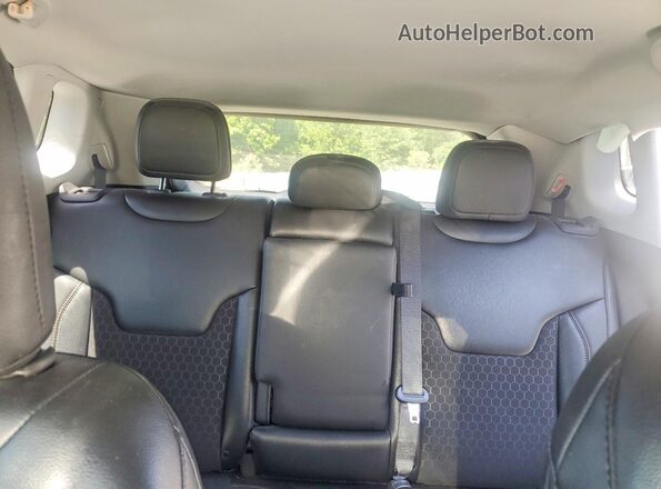 3C4NJCBB6LT235237 2020 JEEP COMPASS Белый 