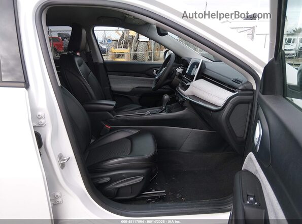 3C4NJCBB9NT120215 2022 JEEP COMPASS White Vista interior delantera