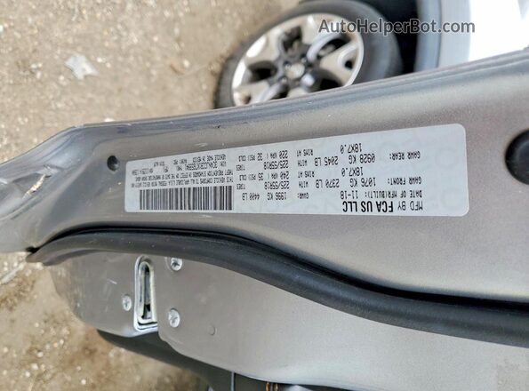 3C4NJCCB1KT659941 2019 JEEP COMPASS Серый Вид наклейки с VIN-кодом