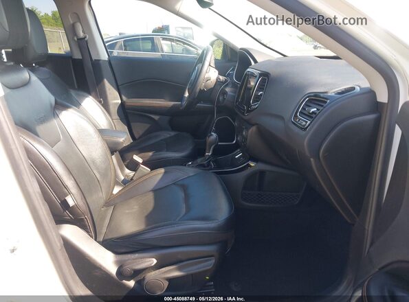 3C4NJCCB7KT788590 2019 JEEP COMPASS White 