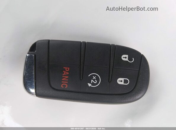 3C4NJCCB8KT788498 2019 JEEP COMPASS Белый Вид панели приборов