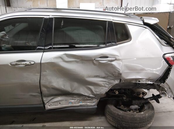 3C4NJCCB9KT772620 2019 JEEP COMPASS Gray წინა ხედი