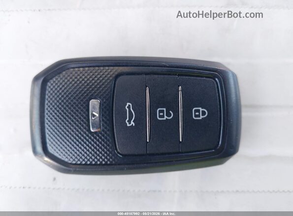 3C4NJCCBXLT122597 2020 JEEP COMPASS Silver Vista del salpicadero