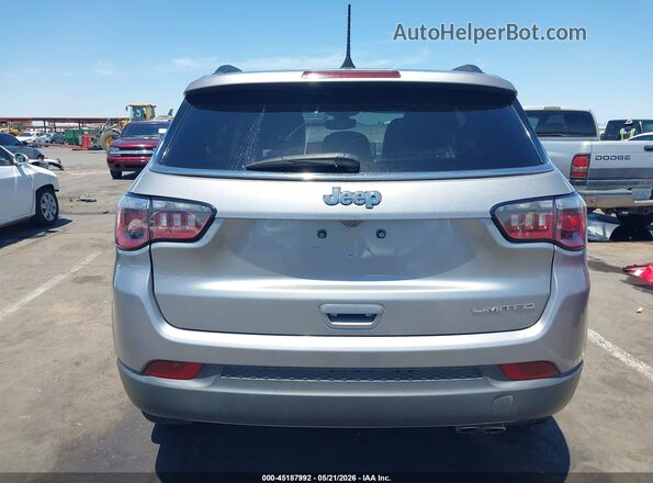 3C4NJCCBXLT122597 2020 JEEP COMPASS Silver 