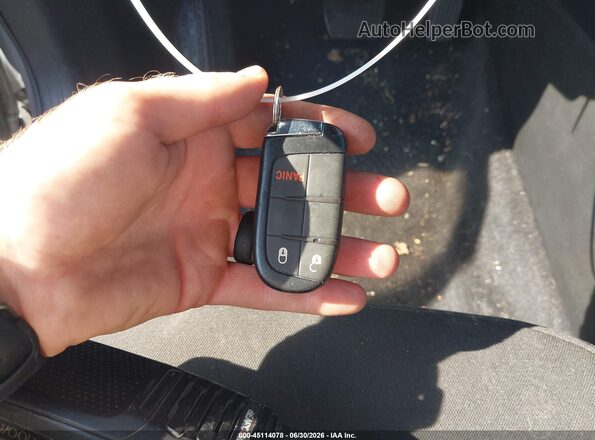 3C4NJDAN2PT558322 2023 JEEP COMPASS Silver Вид панелі приладів