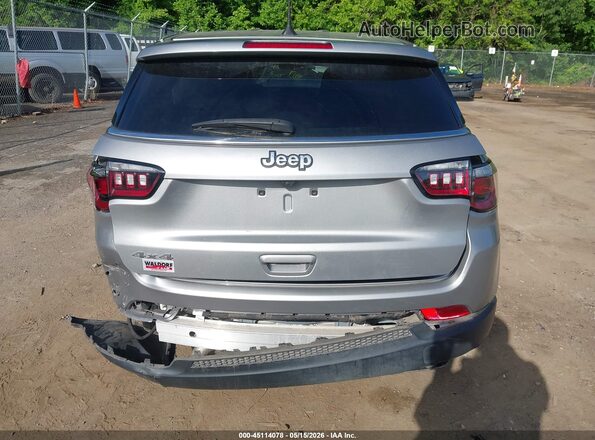 3C4NJDAN2PT558322 2023 JEEP COMPASS Silver 
