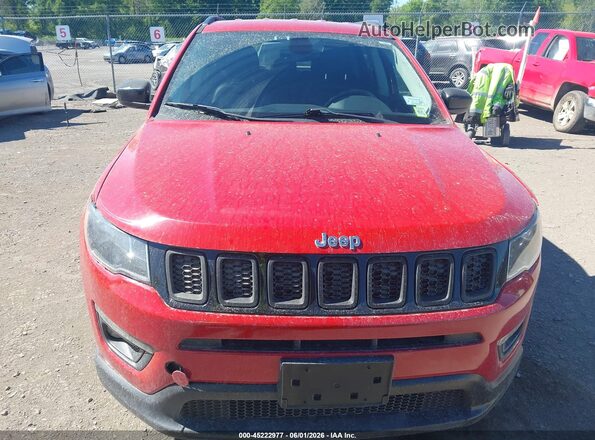 3C4NJDBB0JT138800 2018 JEEP COMPASS Red Vista del cuadro de instrumentos