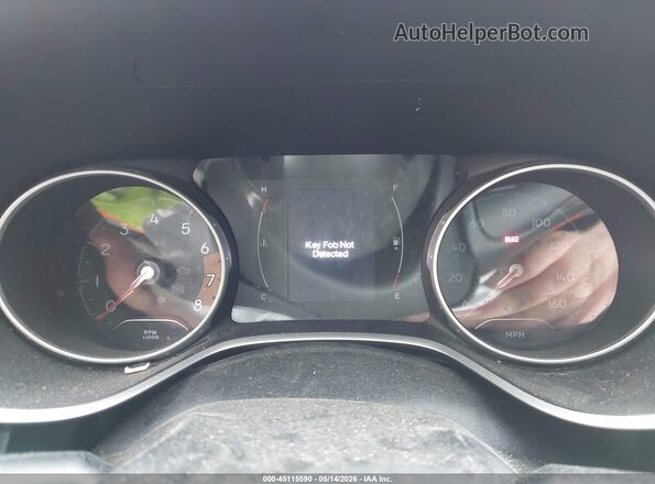 3C4NJDBB0KT601469 2019 JEEP COMPASS Silver Widok tylnych siedzeń
