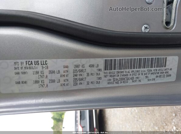 3C4NJDBB0KT601469 2019 JEEP COMPASS Silver Widok komory silnika