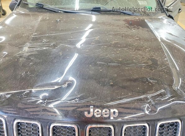 3C4NJDBB0LT251892 2020 JEEP COMPASS Black Engine compartment view