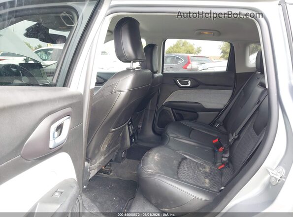 3C4NJDBB0NT168899 2022 JEEP COMPASS Gray 