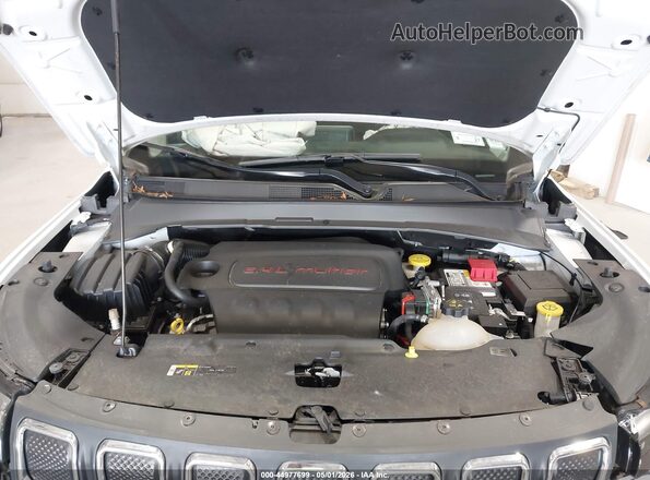 3C4NJDBB0NT177618 2022 JEEP COMPASS White Вид ззаду