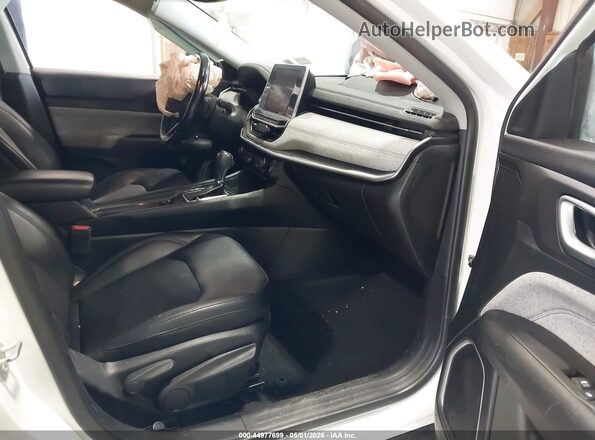 3C4NJDBB0NT177618 2022 JEEP COMPASS White Вид салону спереду