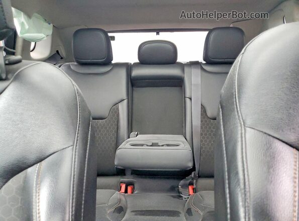 3C4NJDBB1JT200625 2018 JEEP COMPASS Charcoal Vista de los asientos traseros