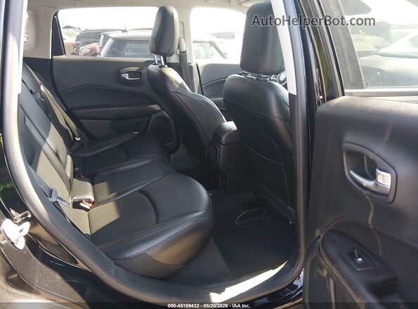 3C4NJDBB1LT258169 2020 JEEP COMPASS Black Widok naklejki z numerem VIN